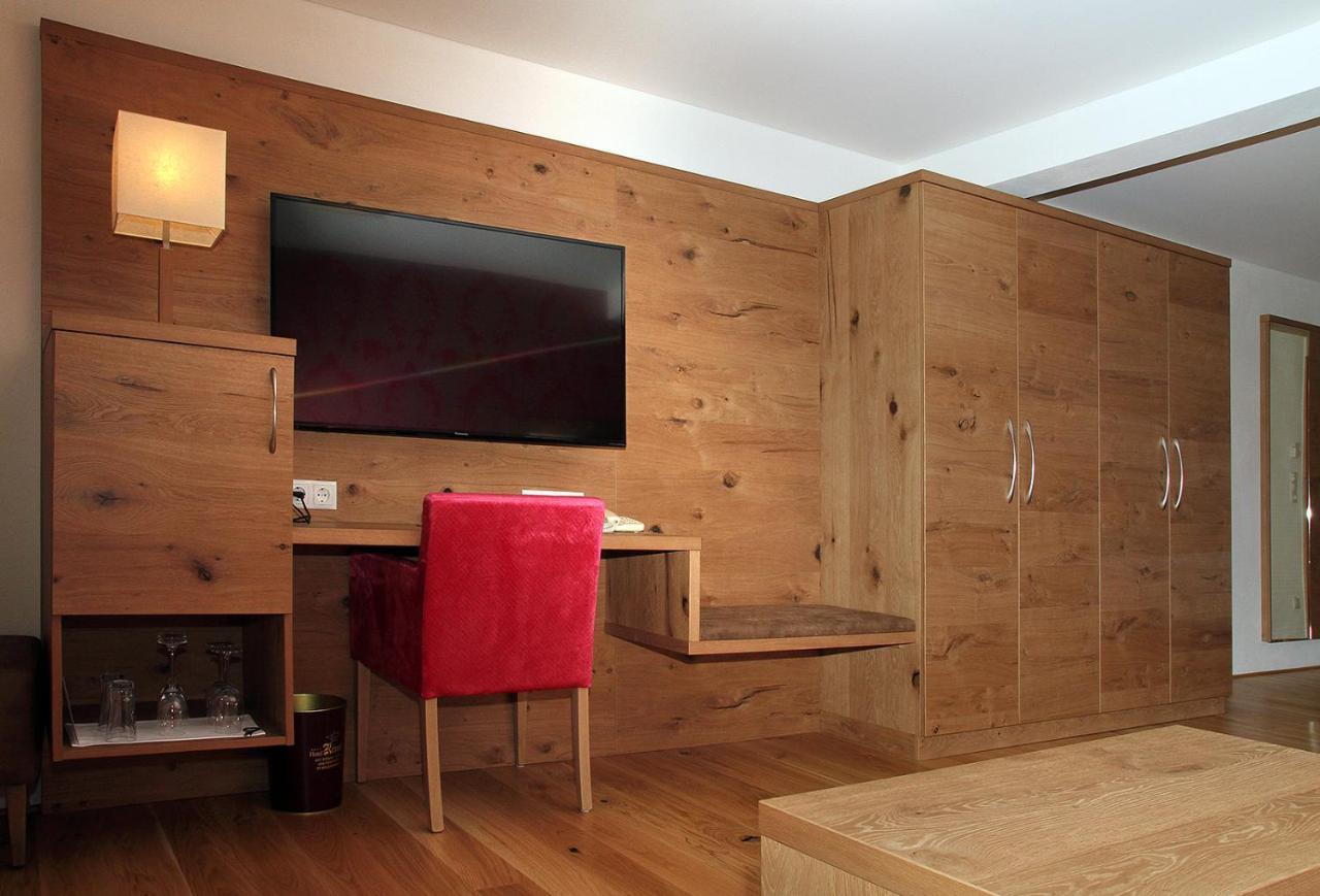 Hotel Krone Langenegg ภายนอก รูปภาพ